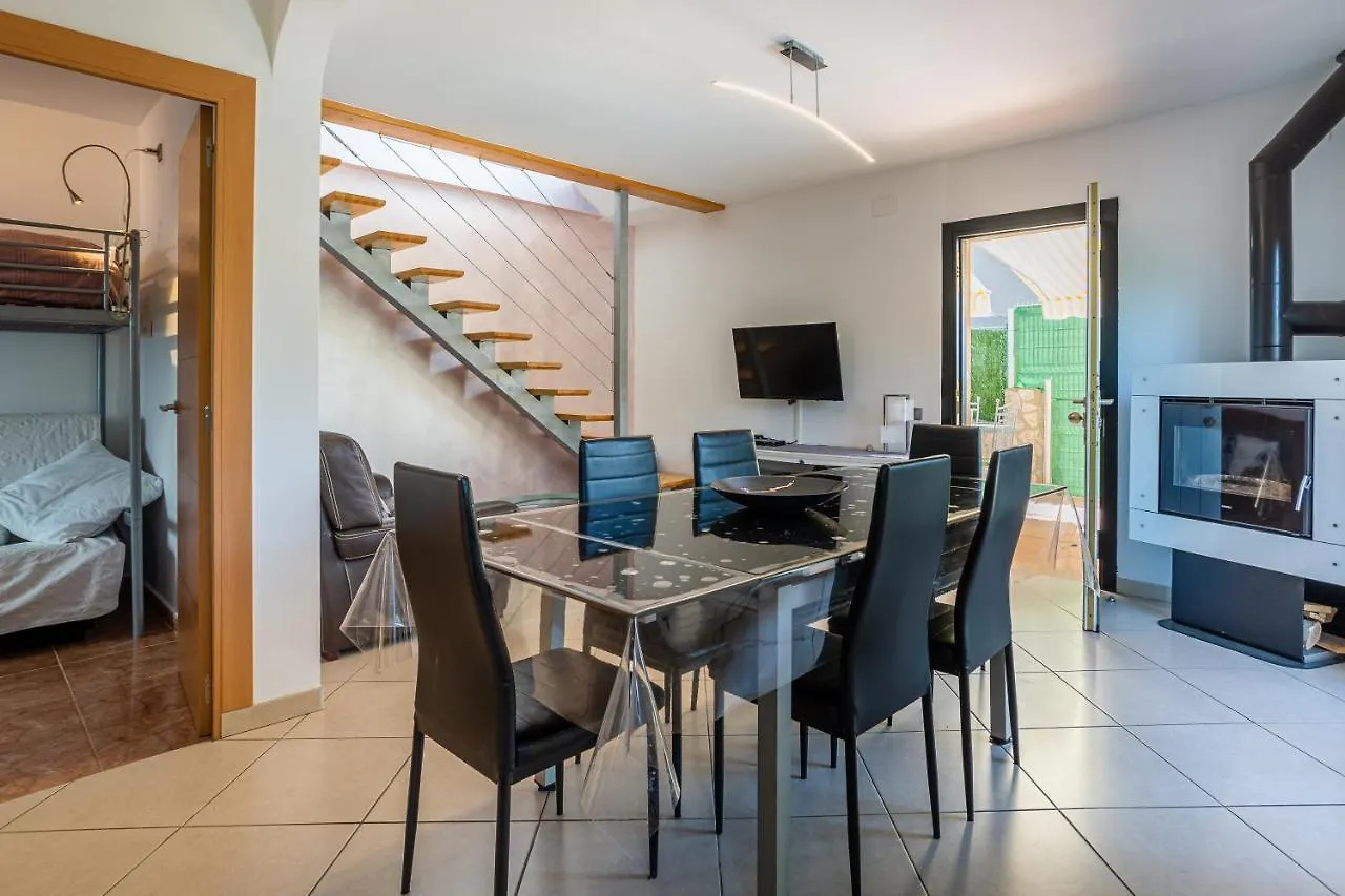 Villa Denis Completa Vidreres 0*,  Spain