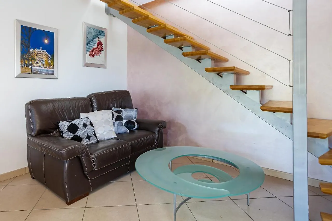 Villa Denis Completa Vidreres 0*,  Spain