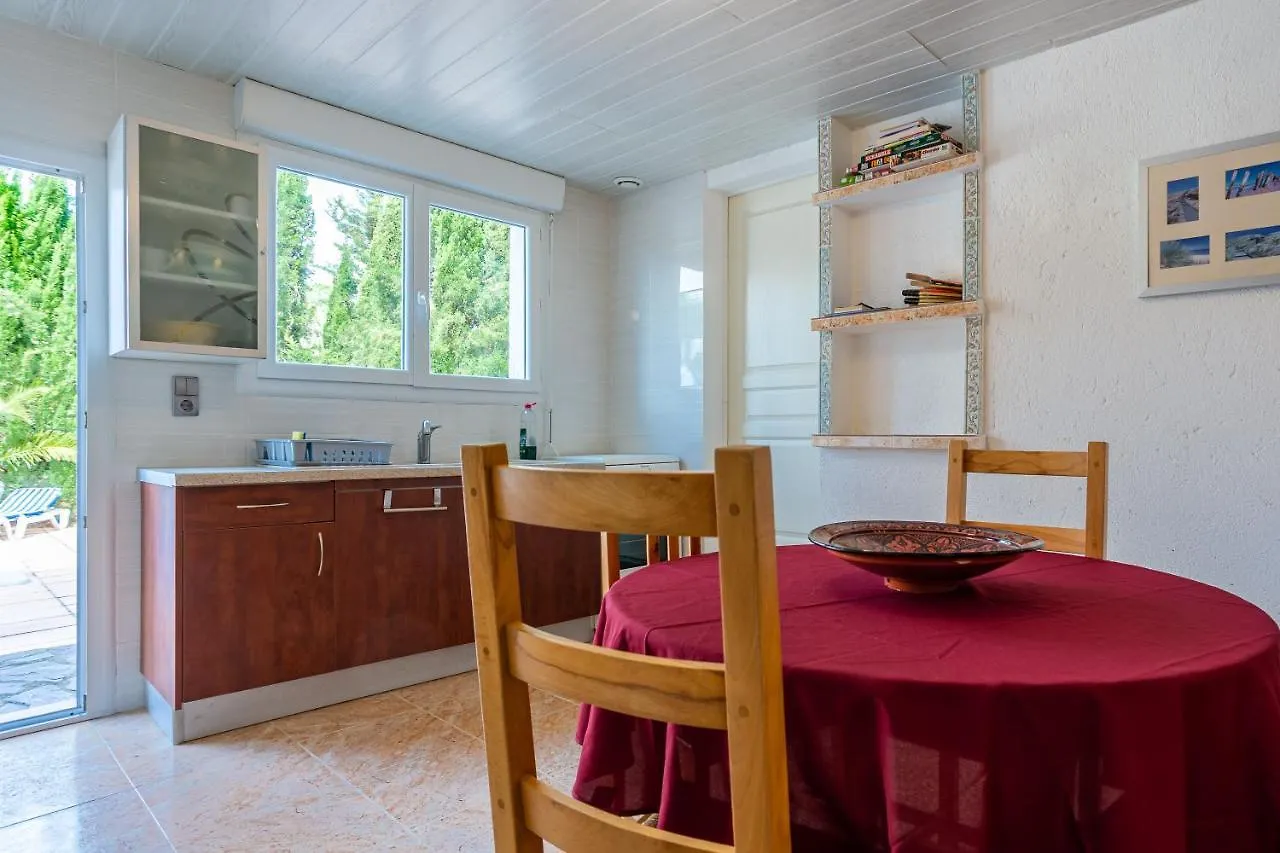 Villa Denis Completa Vidreres 0*,
